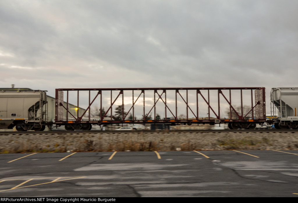 BNSF Centerbeam Flat Car